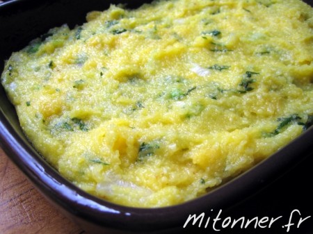 Polenta aux fanes de carottes en gratin