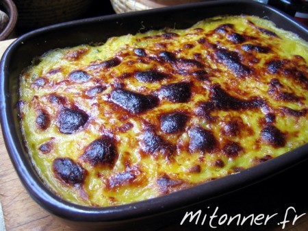Polenta aux fanes de carottes en gratin