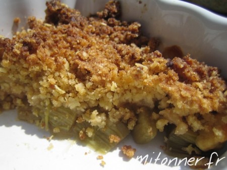 Crumble à la rhubarbe